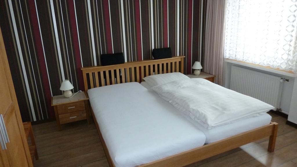 Landhaus Harzblick Guest House กอสลาร์ ห้อง รูปภาพ